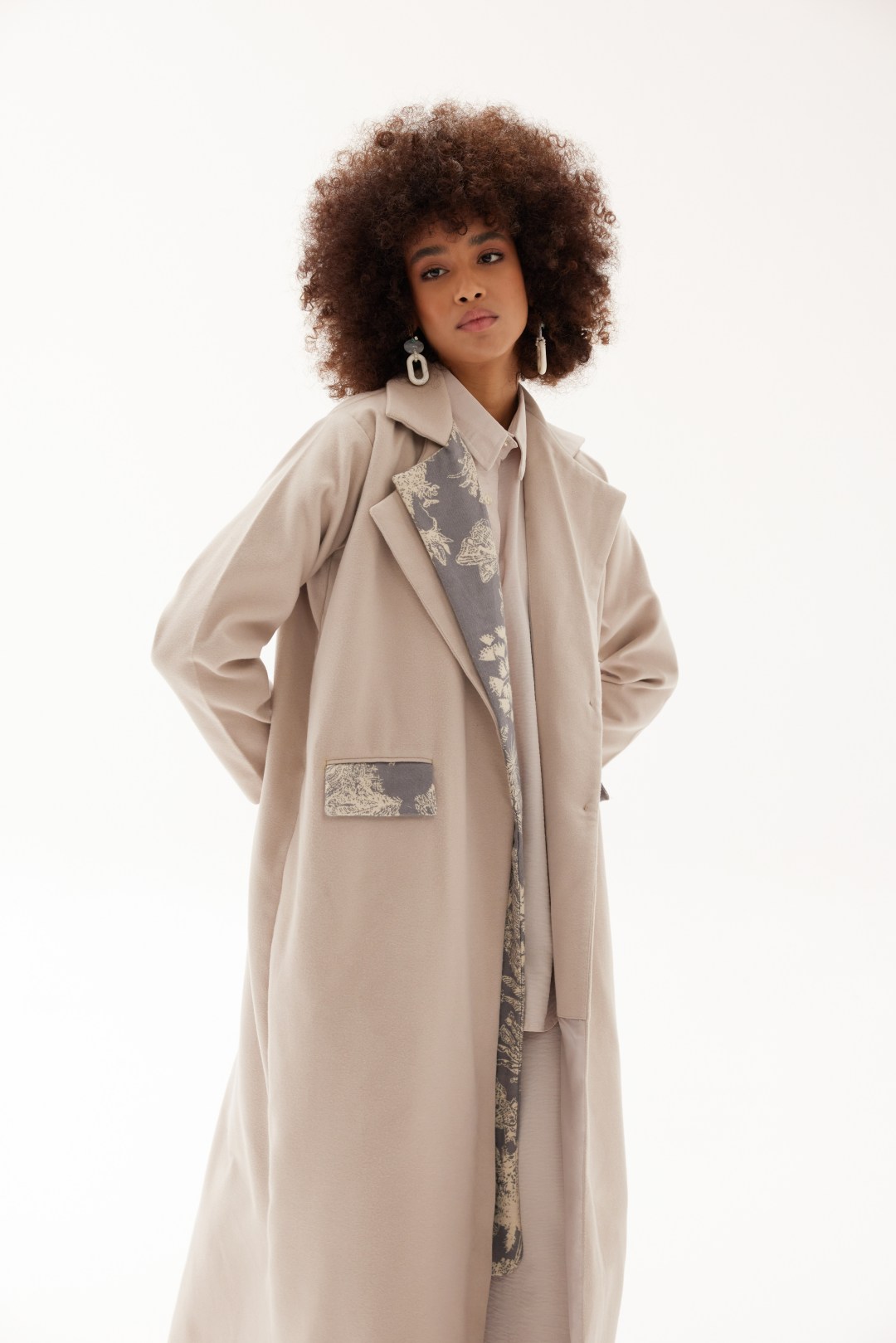 Soft-Beige Abaya with Flowers