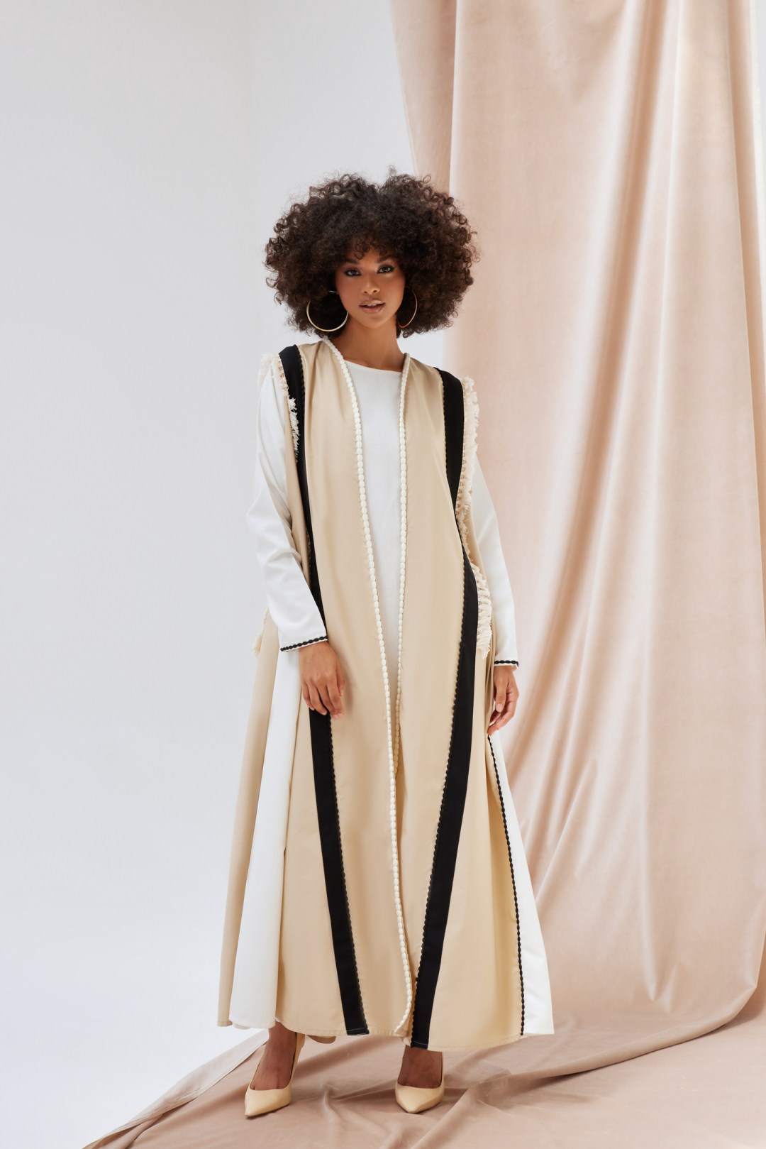 Desert Abaya (Beige)